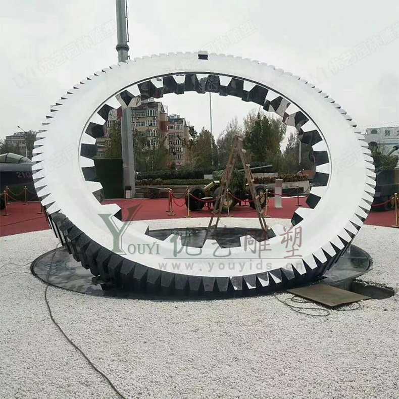 不銹鋼圓環(huán)雕塑 不銹鋼圓環(huán)雕塑