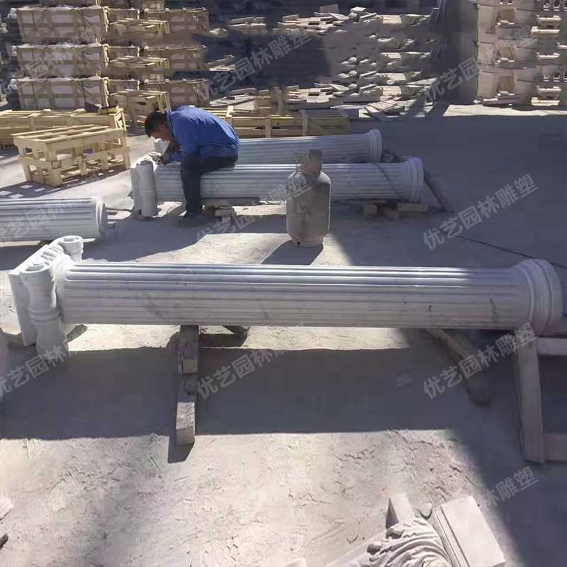 漢白玉羅馬柱，羅馬柱